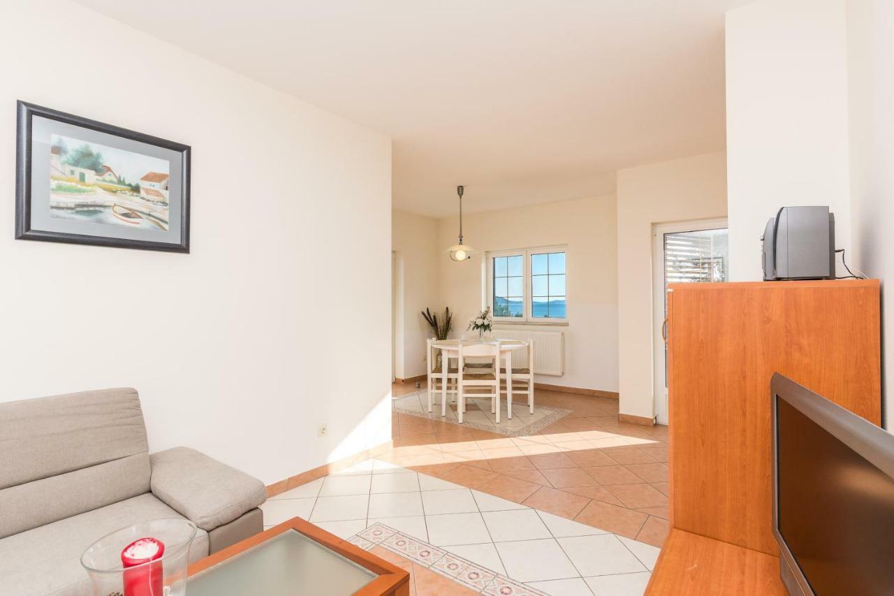 Villa Iz Veli Iž Exteriér fotografie