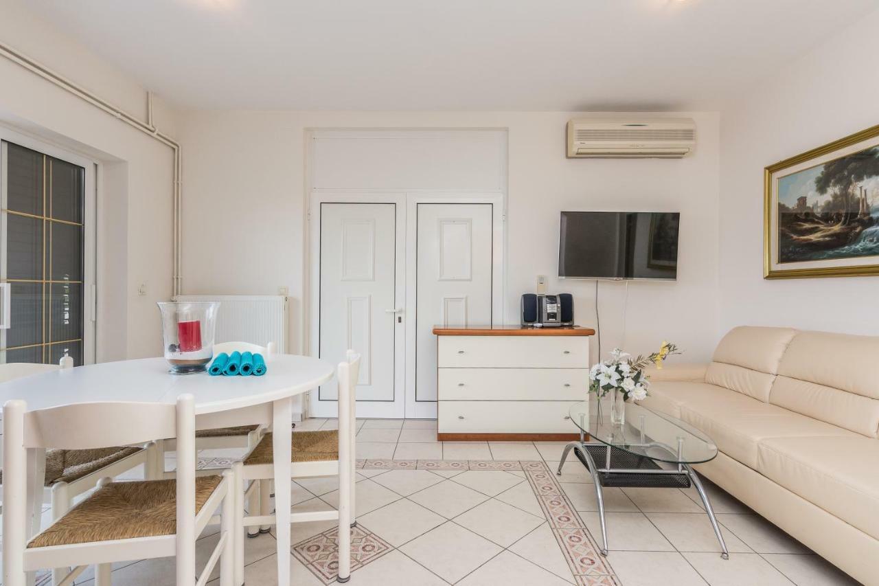 Villa Iz Veli Iž Exteriér fotografie