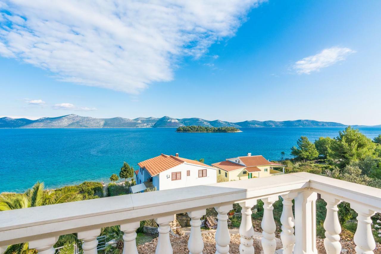 Villa Iz Veli Iž Exteriér fotografie