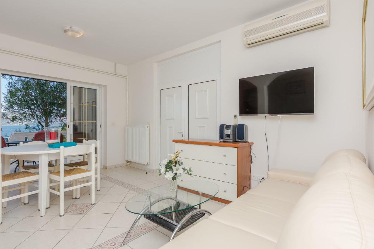Villa Iz Veli Iž Exteriér fotografie