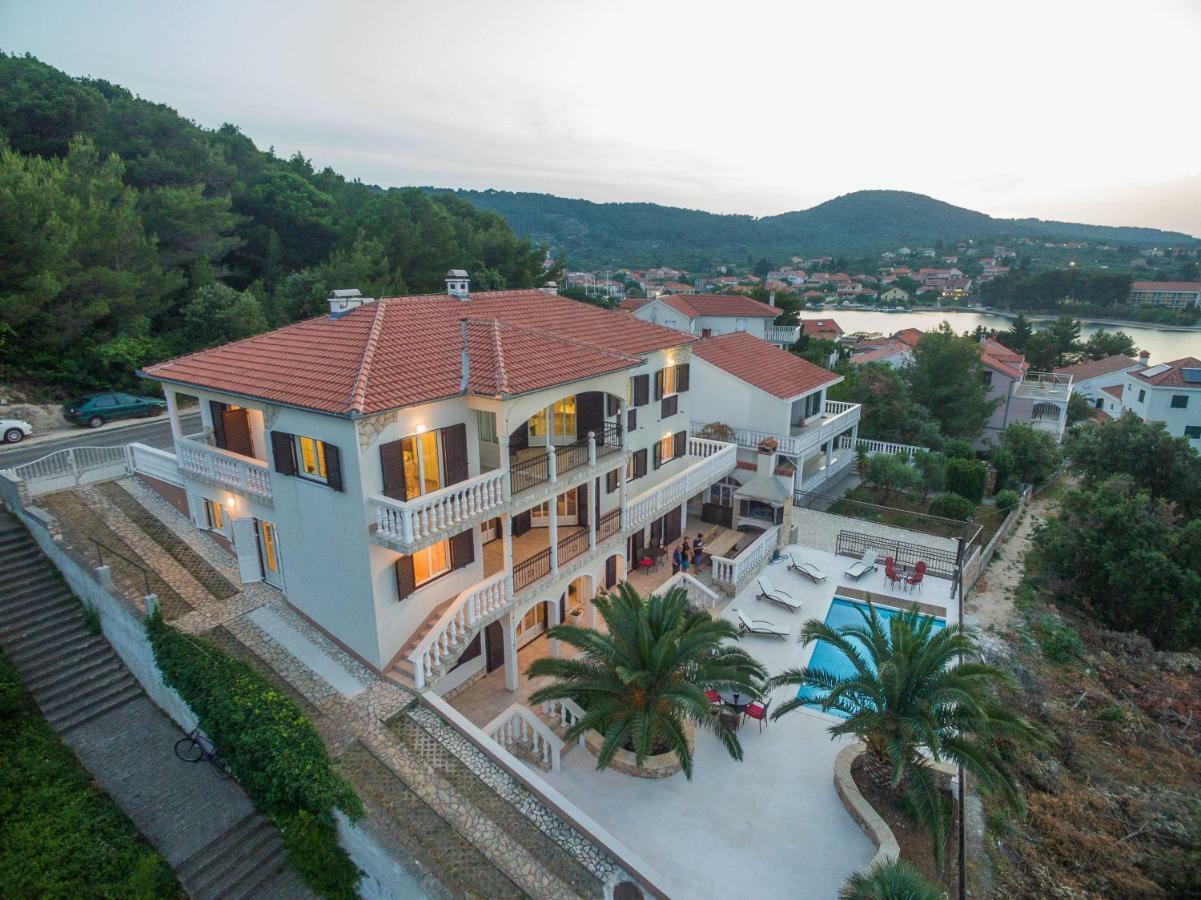 Villa Iz Veli Iž Exteriér fotografie