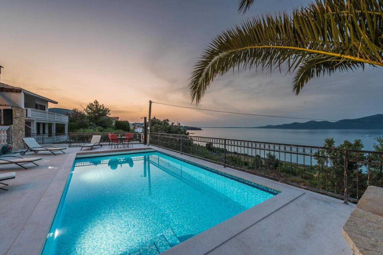 Villa Iz Veli Iž Exteriér fotografie