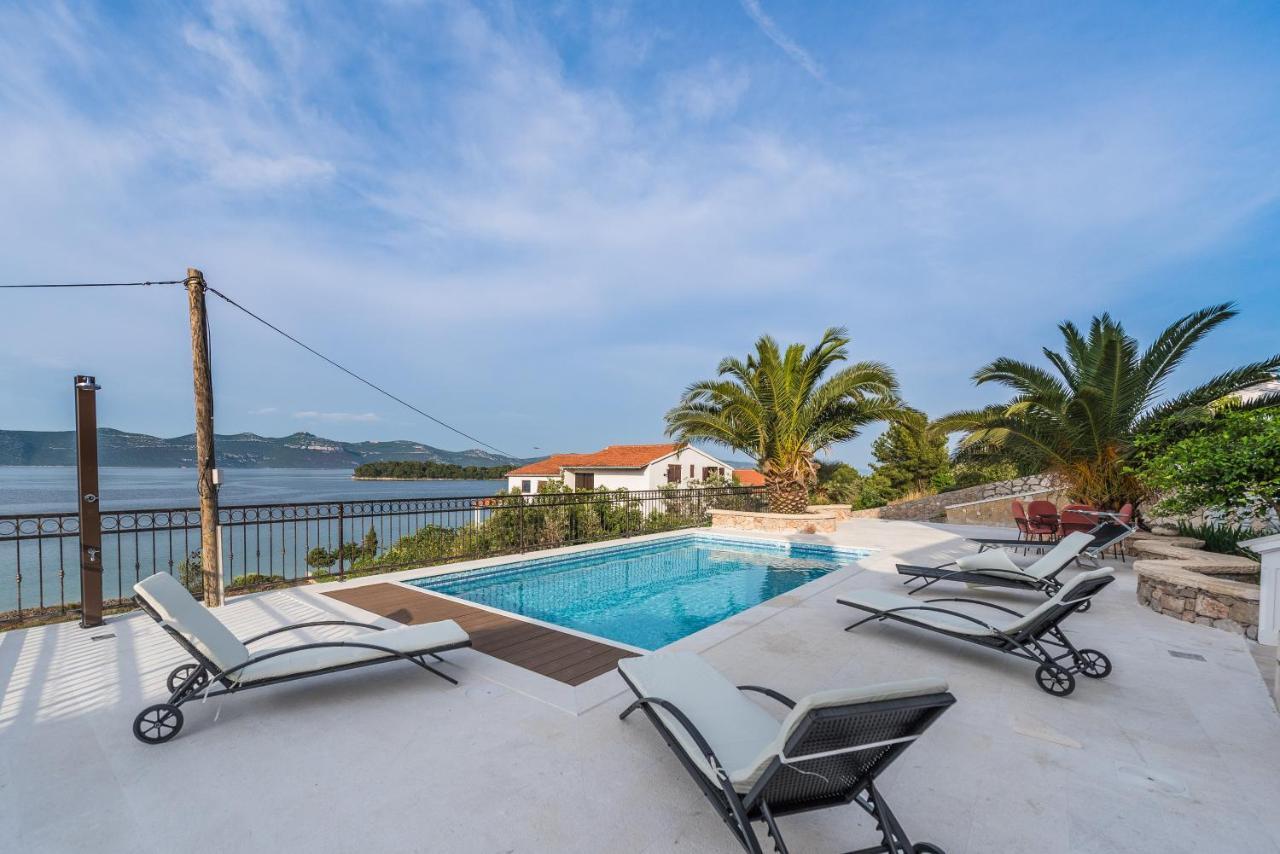 Villa Iz Veli Iž Exteriér fotografie